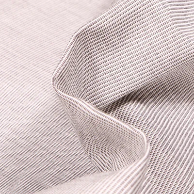 Tissu Toile extérieure Dralon Grande largeur Fines rayures beige sur fond Blanc - Par 10 cm