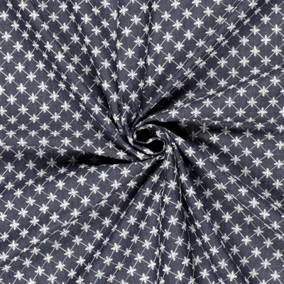 Tissu Chambray Coton Fleurs brodées sur fond Bleu marine - Par 10 cm