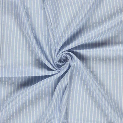 Tissu Seersucker Viscose Lina rayures Blanches sur fond Bleu ciel - Par 10 cm
