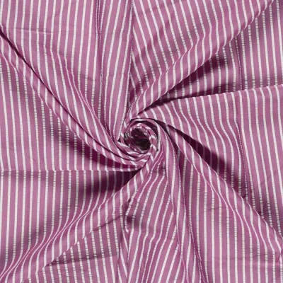 Tissu Seersucker Viscose Lina rayures Blanches sur fond Prune - Par 10 cm