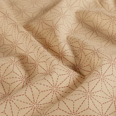 Tissu Coton imprimé Casual motif géométrique Bordeaux sur fond Beige - Par 10 cm