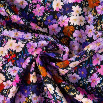Coupon Tissu Viscose imprimé Arty Fleuris Zata parme sur fond Noir - Coupon de 20 cm