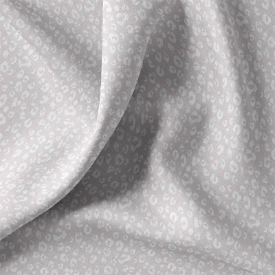 Tissu Coton imprimé léopard Kamar blanc sur fond Gris perle - Par 10 cm