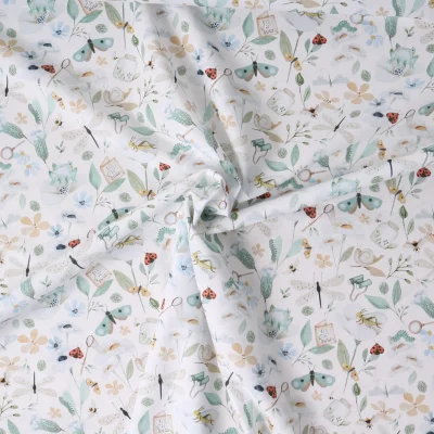 Tissu Coton imprimé Natobugs sur fond Blanc - Par 10 cm