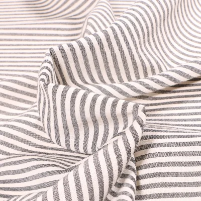 Tissu Viscose de coton Ruth sur fond Gris - Par 10 cm