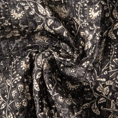 Tissu Coton Matelassé indien Block print Indien Delhi sur fond Noir - Par 10 cm