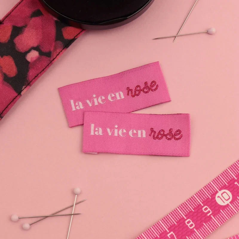 Etiquettes à coudre Bohin La Vie en Rose x1