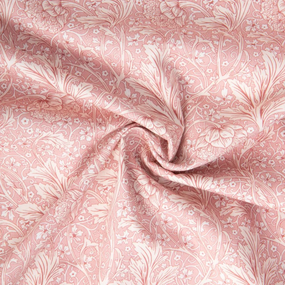 Tissu Liberty of London Tana Lawn motifs Ecru sur fond Rose clair