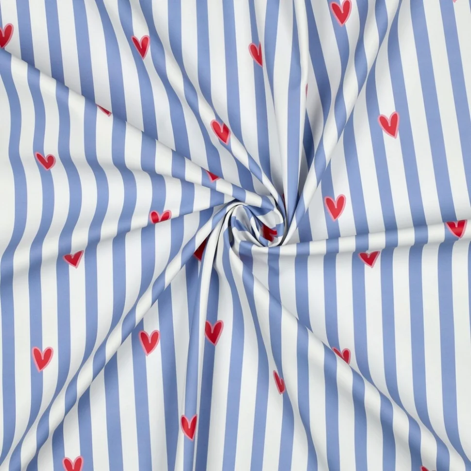 Tissu Imperméable digital Marine cœurs Rouge et rayures Bleu sur fond Blanc