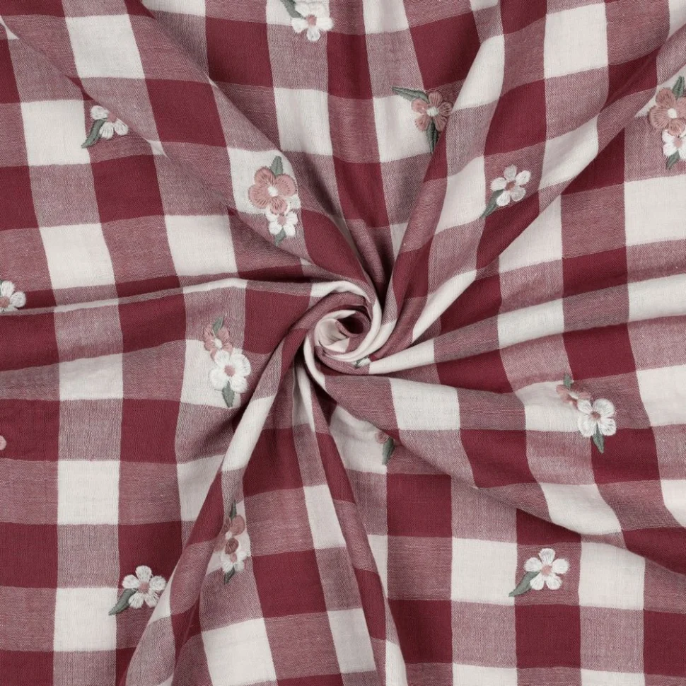 Tissu Double gaze de Coton Carreaux Bordeaux et fleurs brodées sur fond Blanc cassé