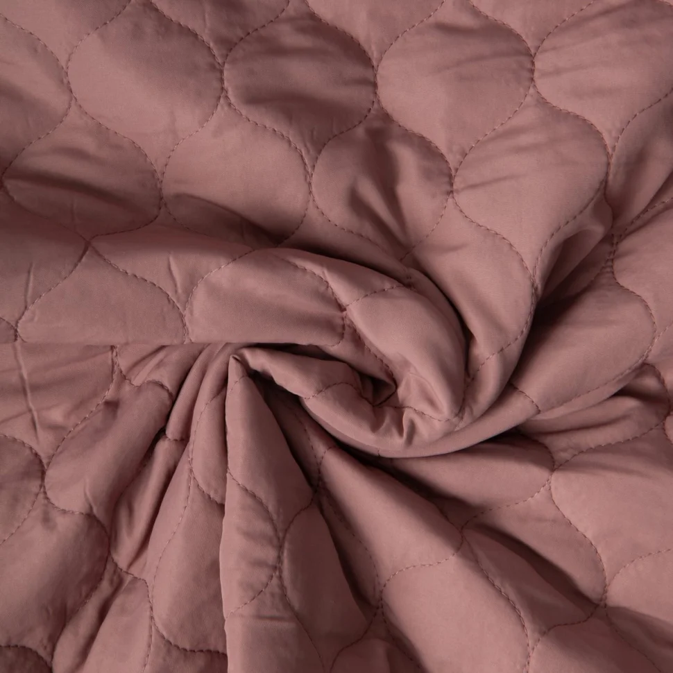 Tissu Doudoune matelassé Garance   sur fond Vieux rose