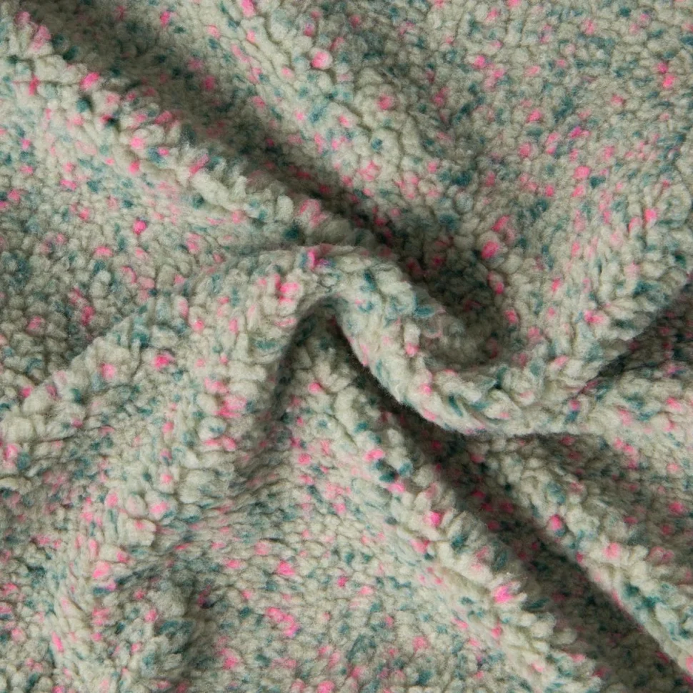 Tissu Fausse fourrure Mouton Toundra moucheté Rose et Vert sur fond Vert d'eau