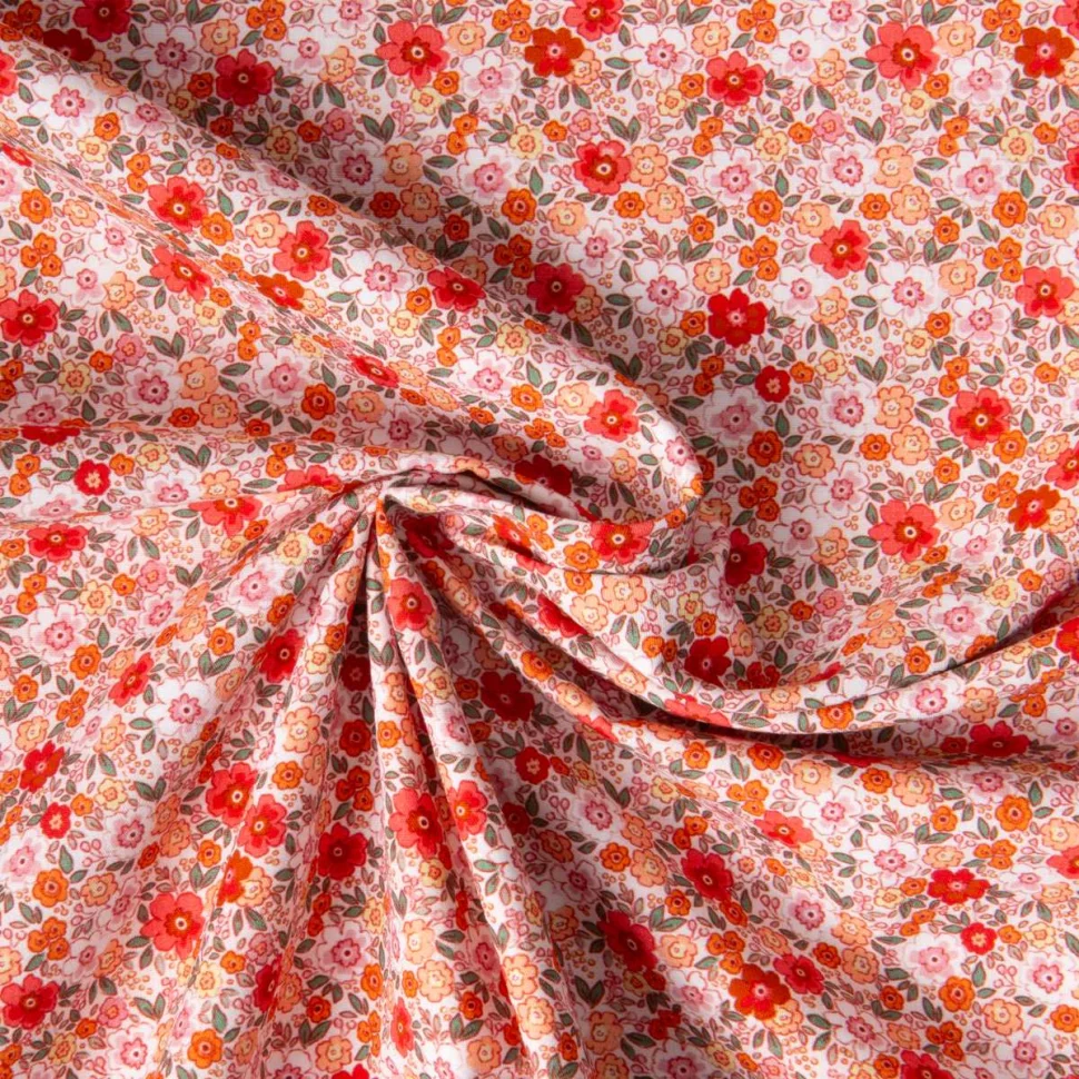Tissu Coton imprimé Liberté floral rouge sur fond Blanc