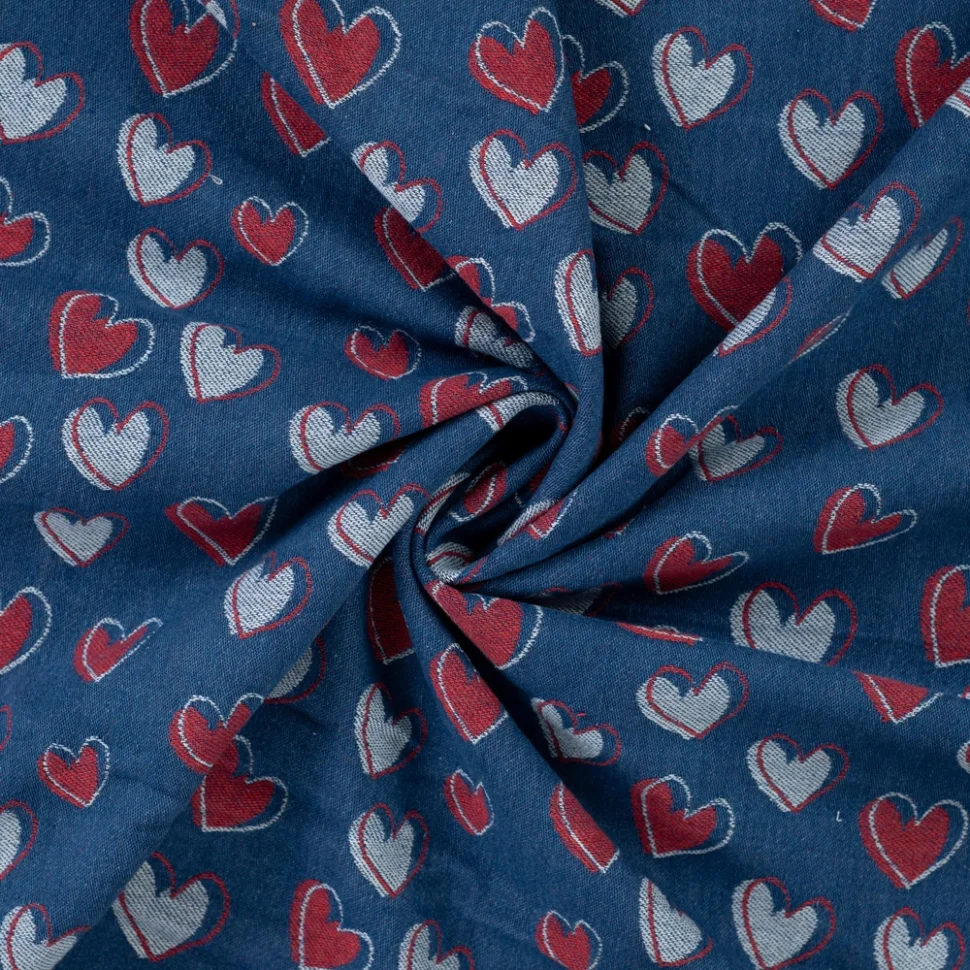 Coupon Tissu Jean Denim Coeurs Rouges et Blancs sur fond Bleu jean - Coupon de 150 cm