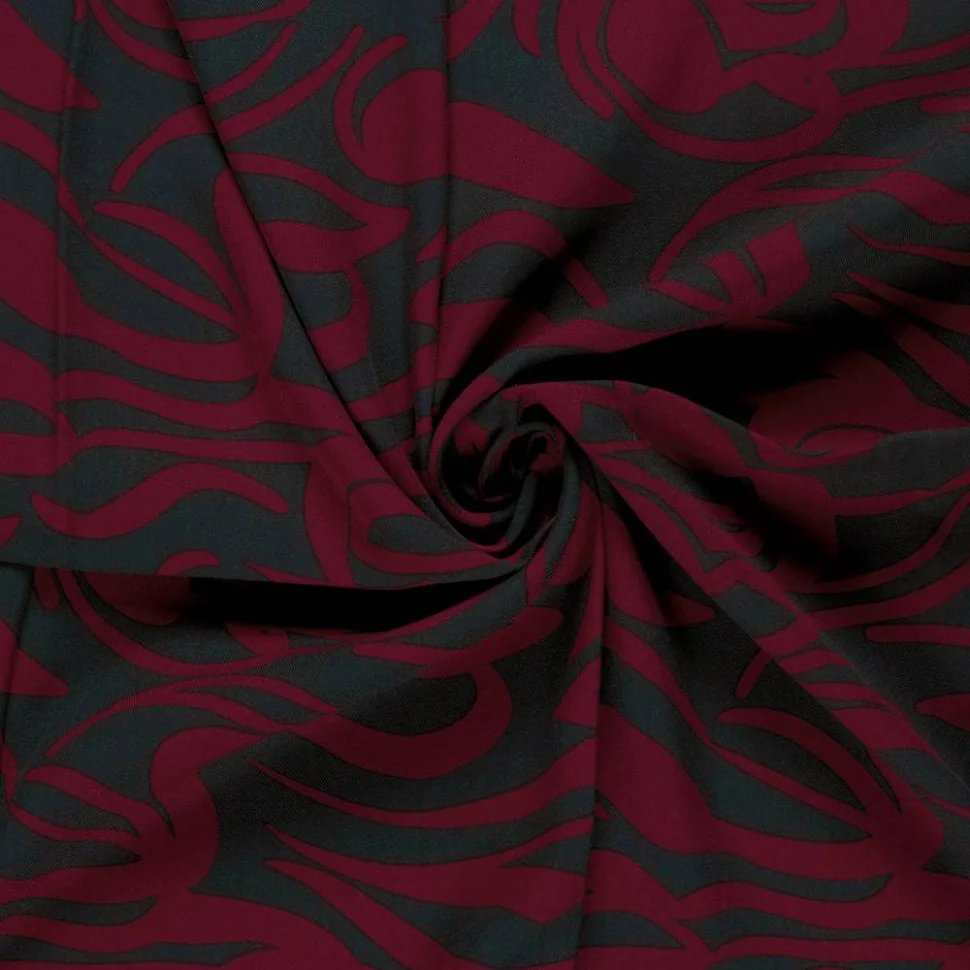 Tissu Viscose twill Pia arabesques sur fond Bordeaux