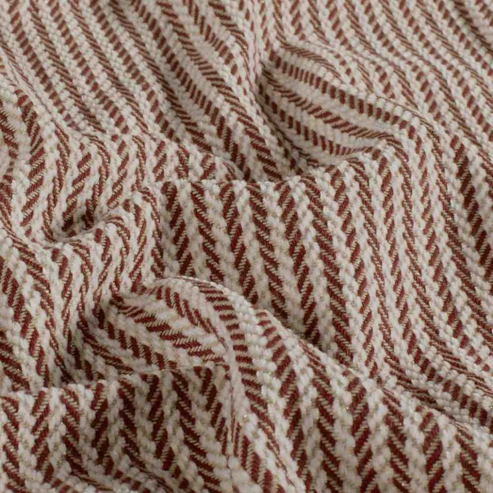 Tissu Jacquard rayé Lurex chevrons sur fond Bordeaux