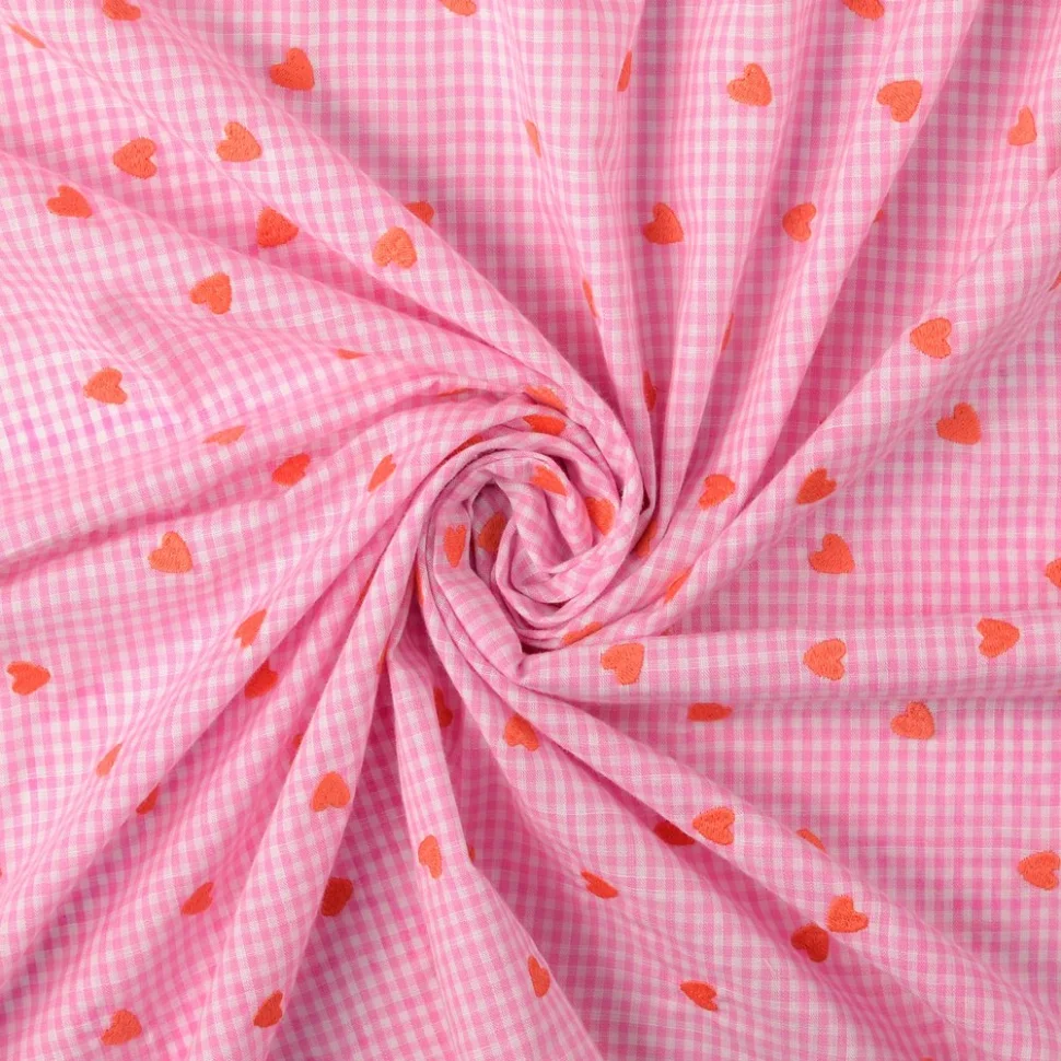 Tissu Coton imprimé petits coeurs brodés Vichy Rose sur fond Blanc