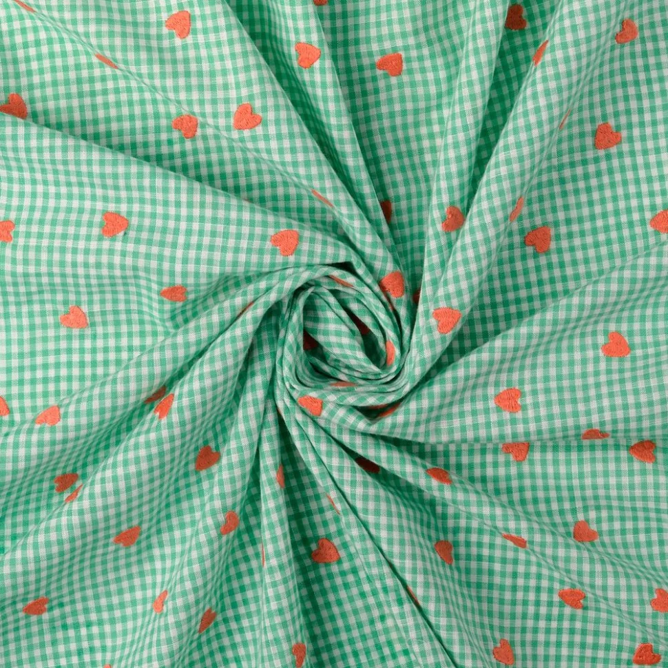 Tissu Coton imprimé petits coeurs brodés Vichy Vert sur fond Blanc