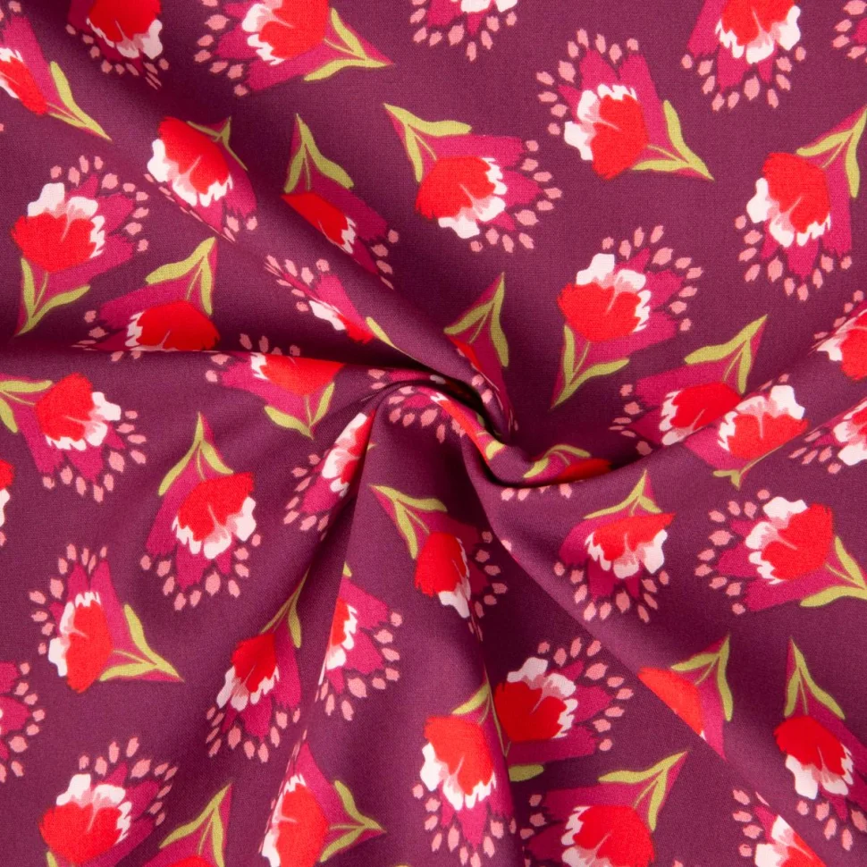 Tissu Coton imprimé Arty Clover rouge sur fond Bordeaux