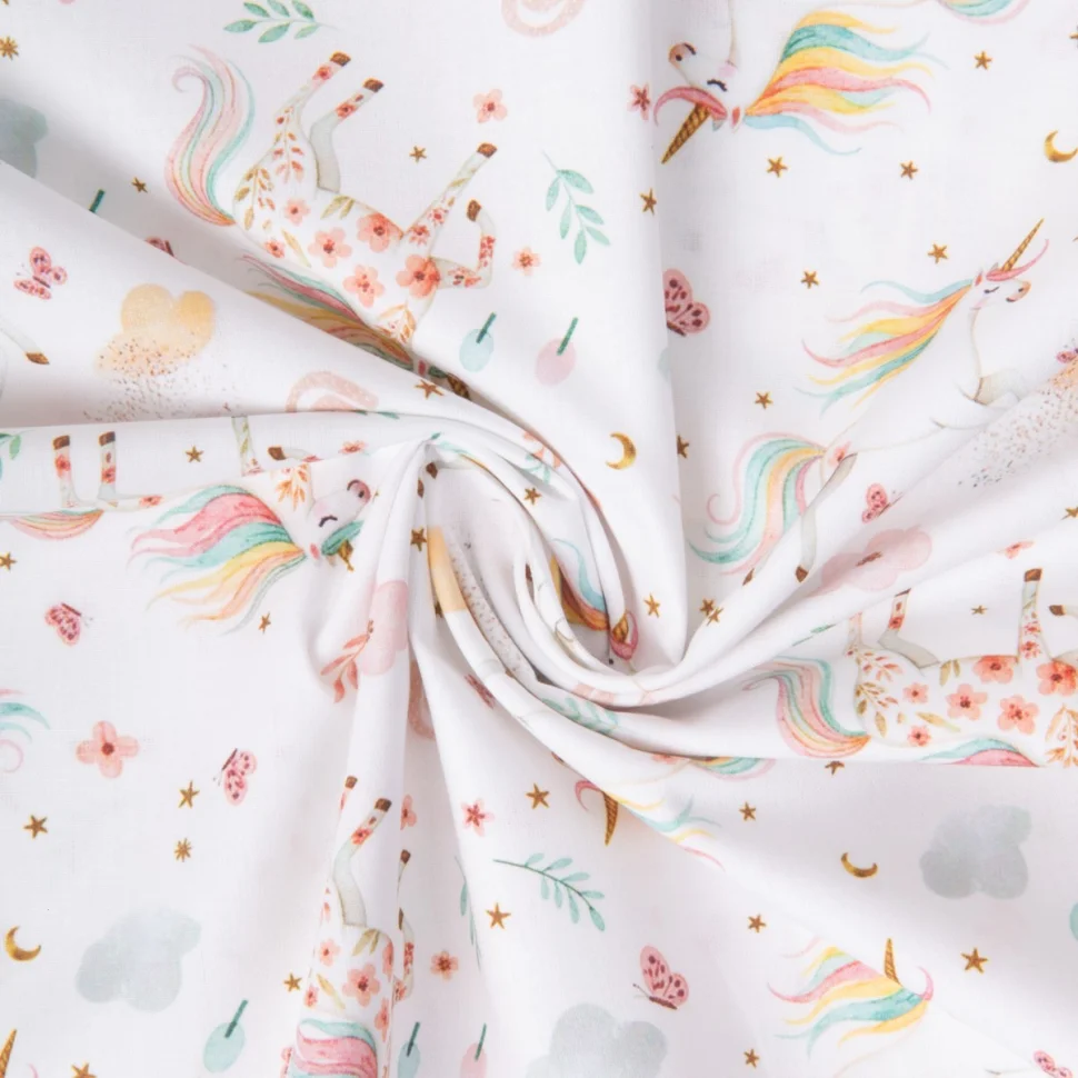 Tissu Coton imprimé digital Arty Orianna licorne sur fond Blanc