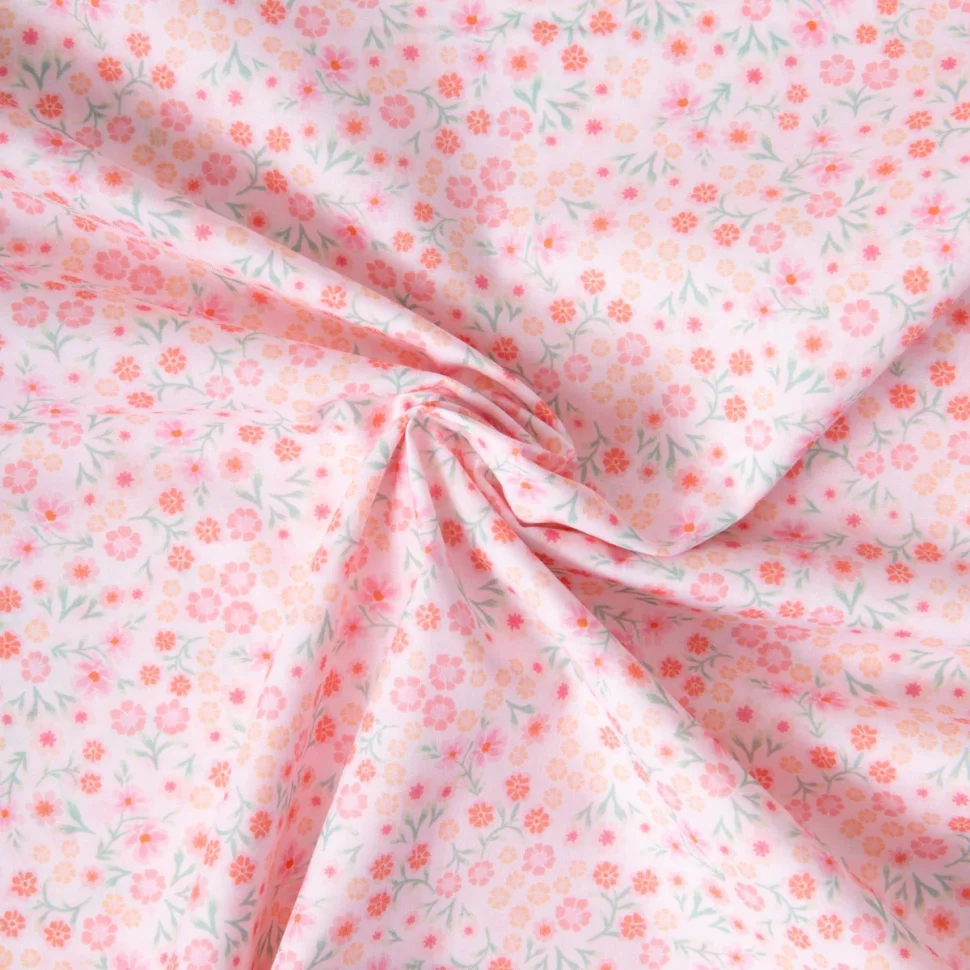 Tissu Voile de Coton digital imprimé Douce prairie sur fond Rose pastel