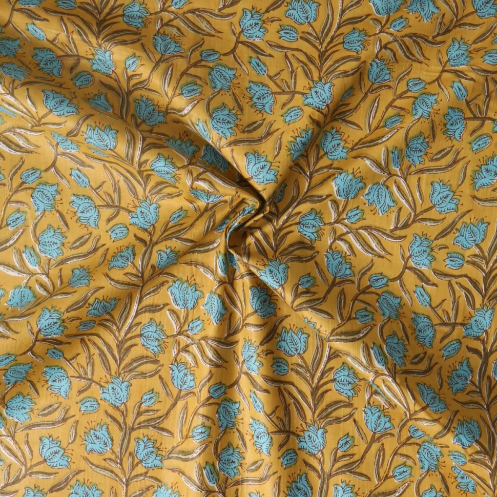Tissu Voile de Coton Taj Mahal fleurs Bleues sur fond Jaune moutarde